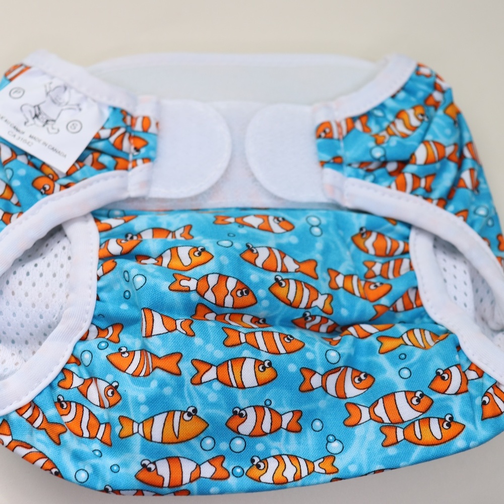 Bummis swimmi diaper cover in small- NWT/HTF